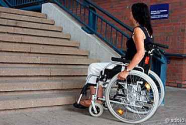 O viata fara Bariere - Romania inaccesibila Persoanelor cu Dizabilitati